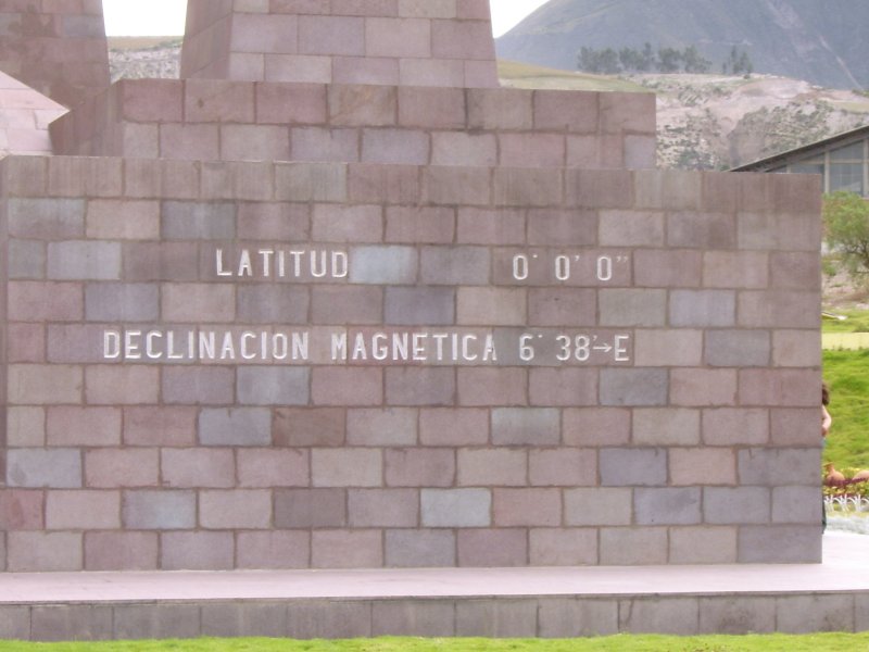 mitad del mundo 2