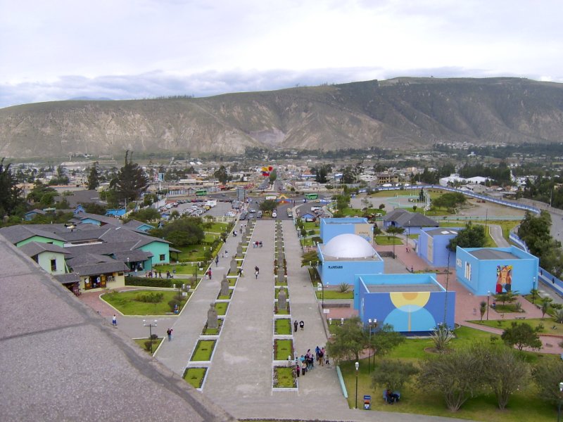 mitad del mundo 3